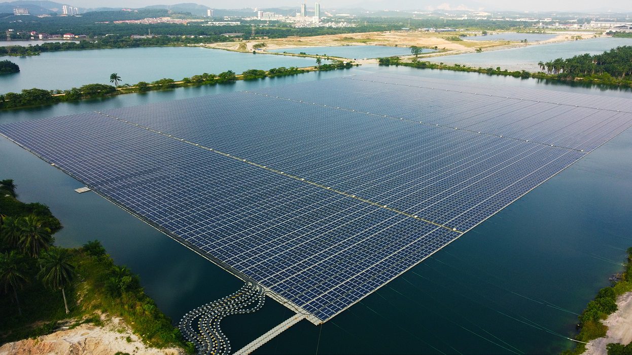 Sungrow unveils floating solar array at RE+, specialised for the North American market